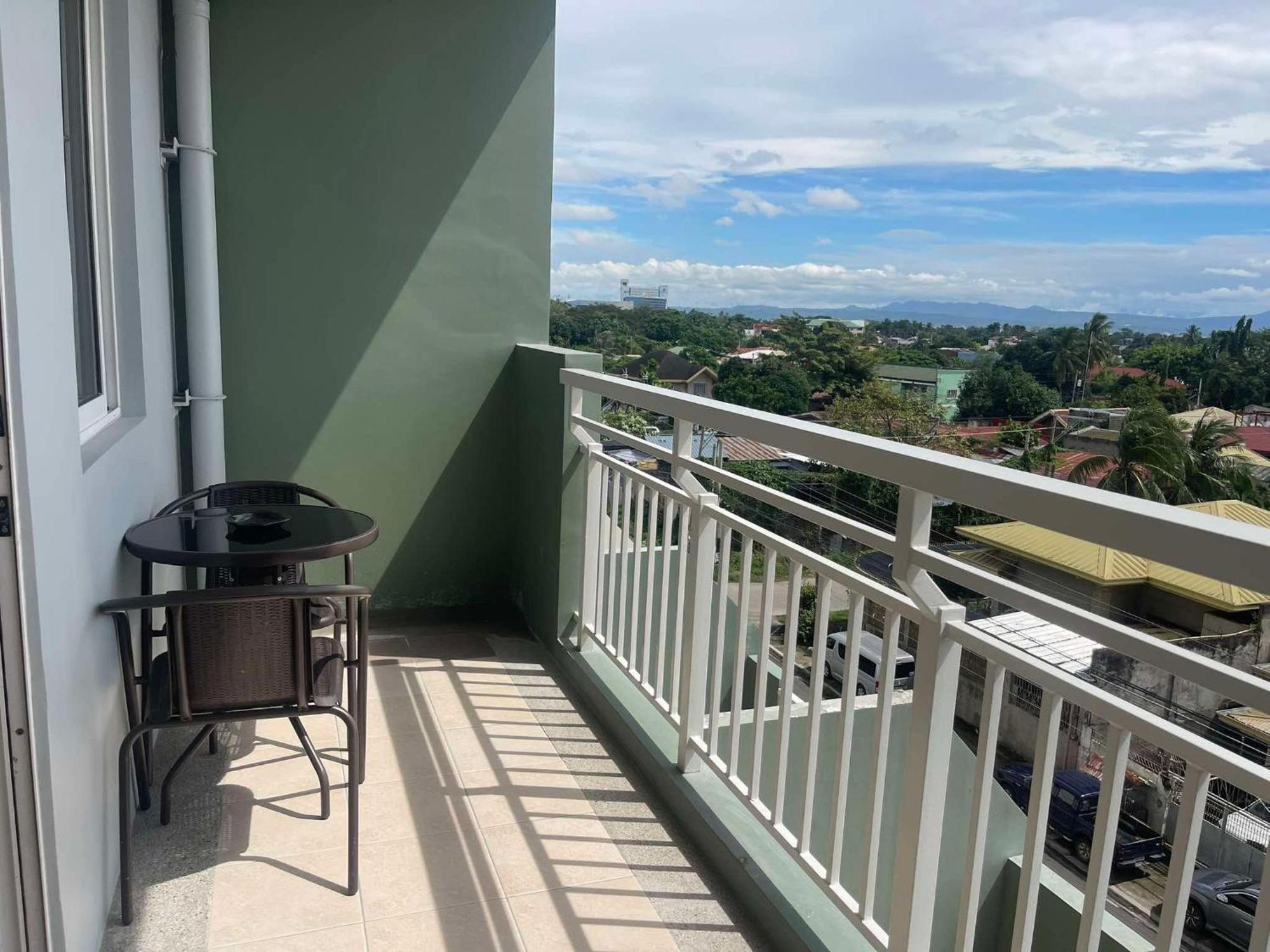 Verdon Parc Davao City With Balcony By Darpm Экстерьер фото